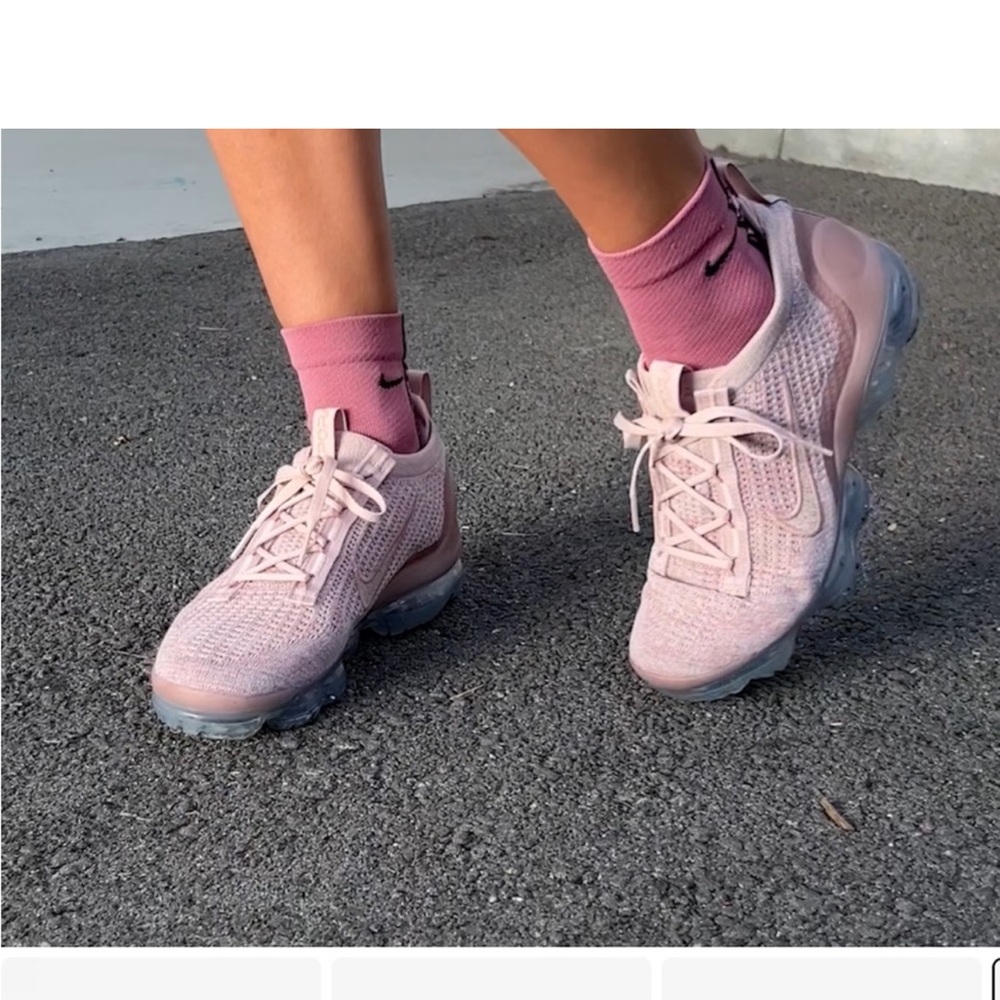 Nike Women’s Light Pink Knit VaporMax Sneakers